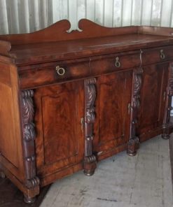 Buffet antiguo 