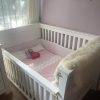 Cuna madera + colchón y ropa de cama
