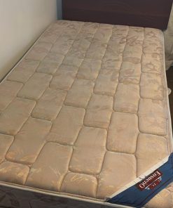 Cama + Respaldo + Velador 