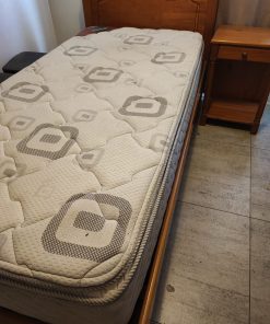 Cama + Velador