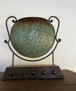 Adorno 