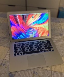 MacBook Air 13” 2017 8GB RAM/ 128 GB
