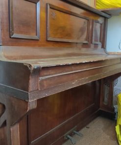 Piano Antiguo