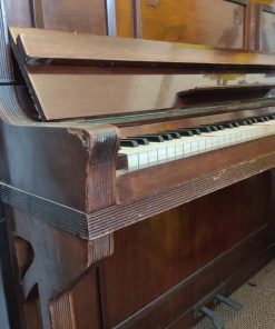 Piano Antiguo