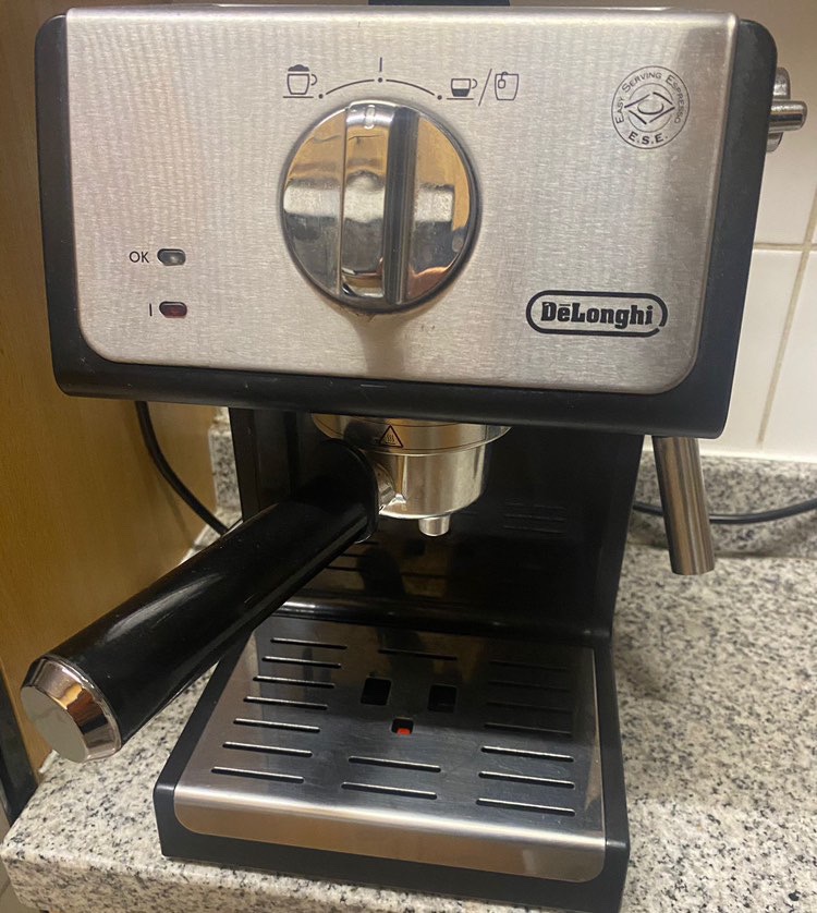 Máquina italiana de café DeLongi - Imagen 2