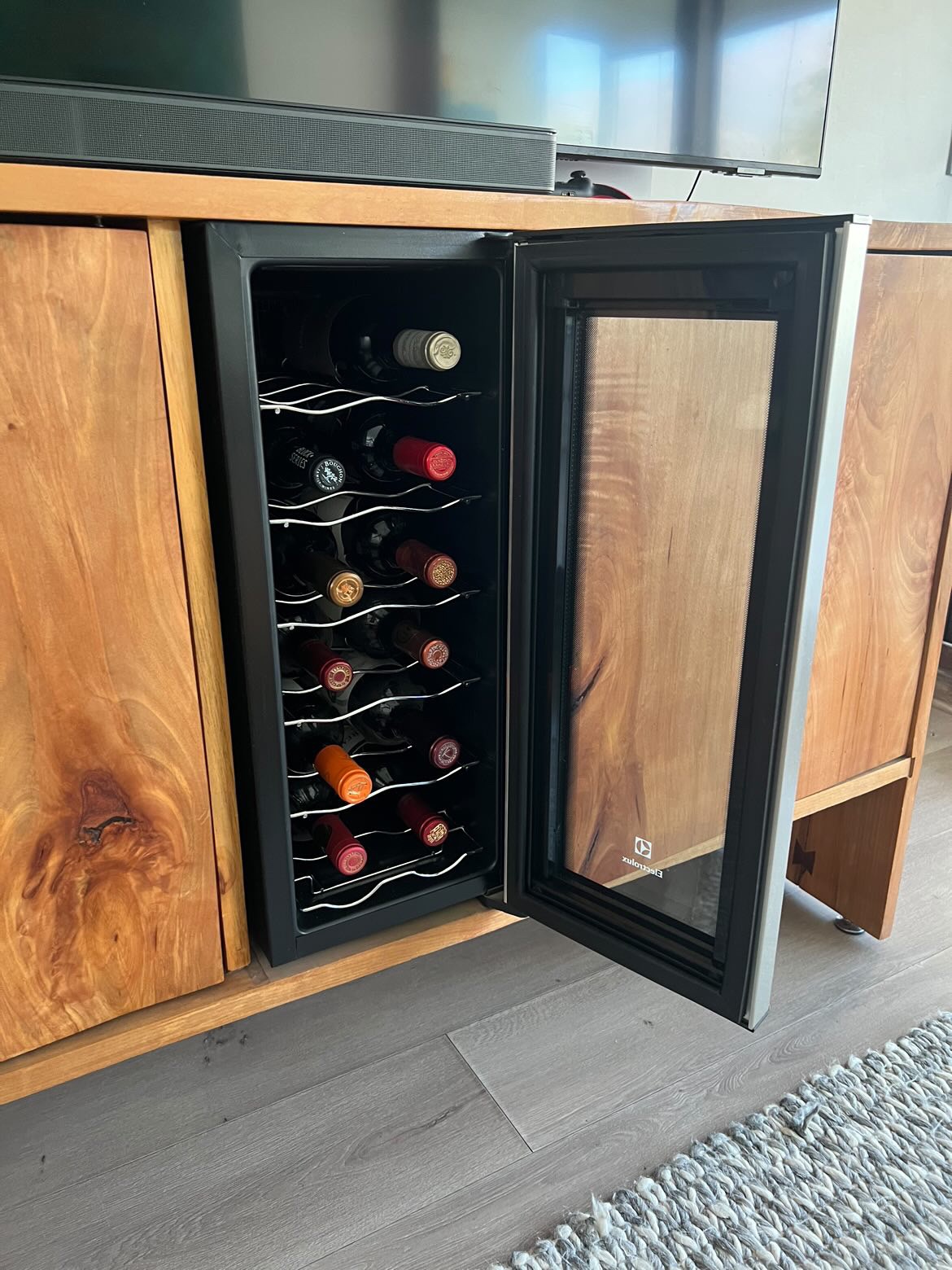 Mueble con cava de vino - Imagen 7