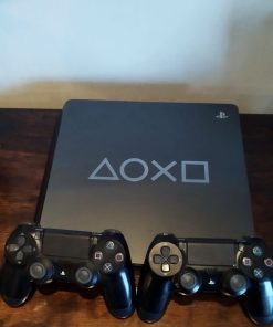 Play Station 4