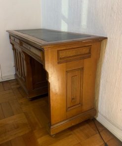Escritorio antiguo