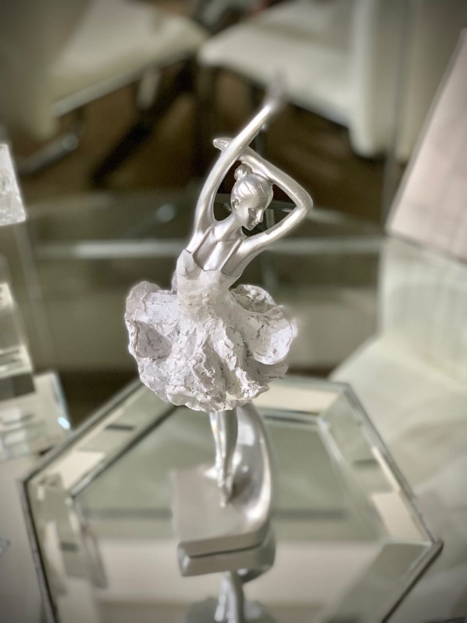 Escultura Bailarina - Imagen 2