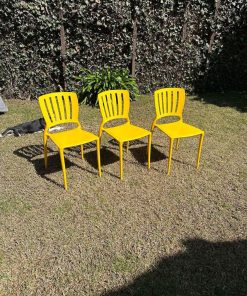 3 Sillas amarillas