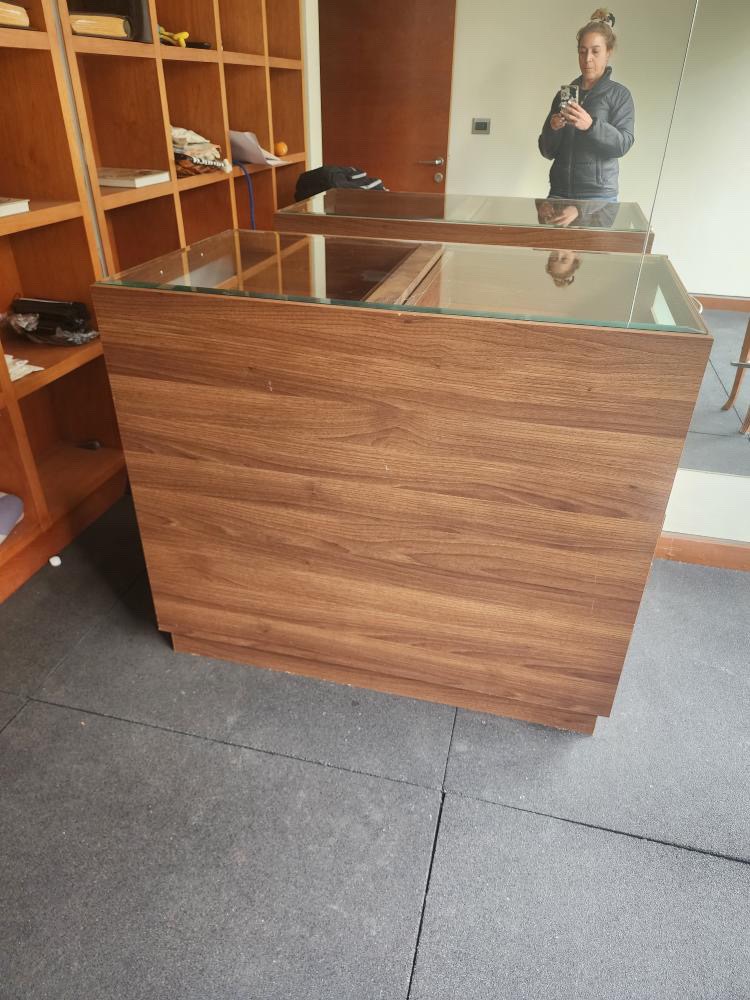 Mueble con vitrina y cajones - Imagen 6