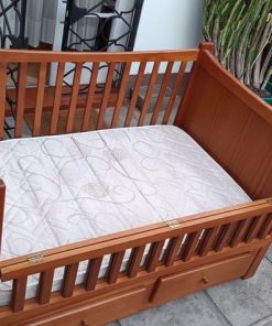 Cuna de Madera