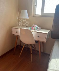 Escritorio/Arrimo con silla