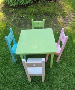 Mesa con 4 sillas
