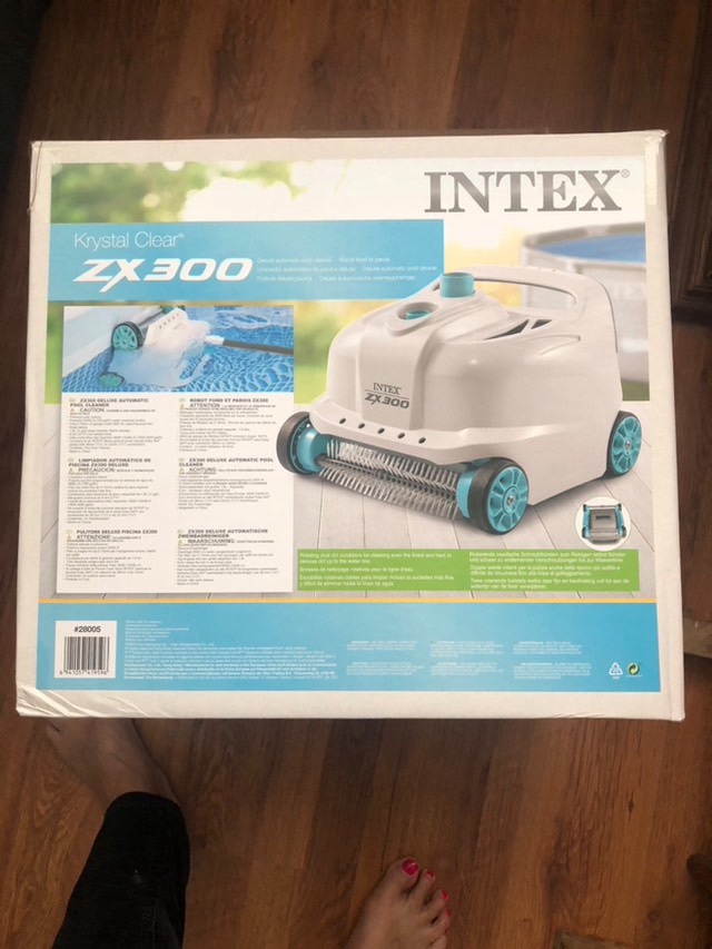 Robot Limpiafondo piscina nuevo