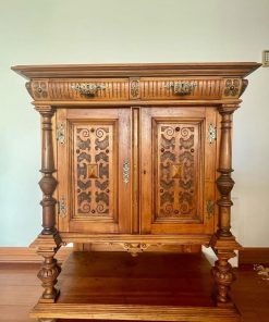 Mueble antiguo