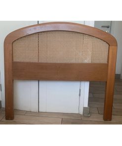 Respaldo de cama madera y junco