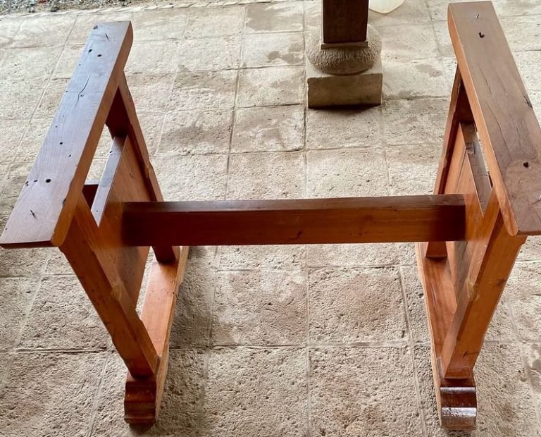 Mesa ovalada de raulí - Matuttera