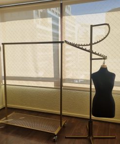 2 Maniquíes y 2 colgadores