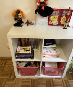 Mueble con canastos
