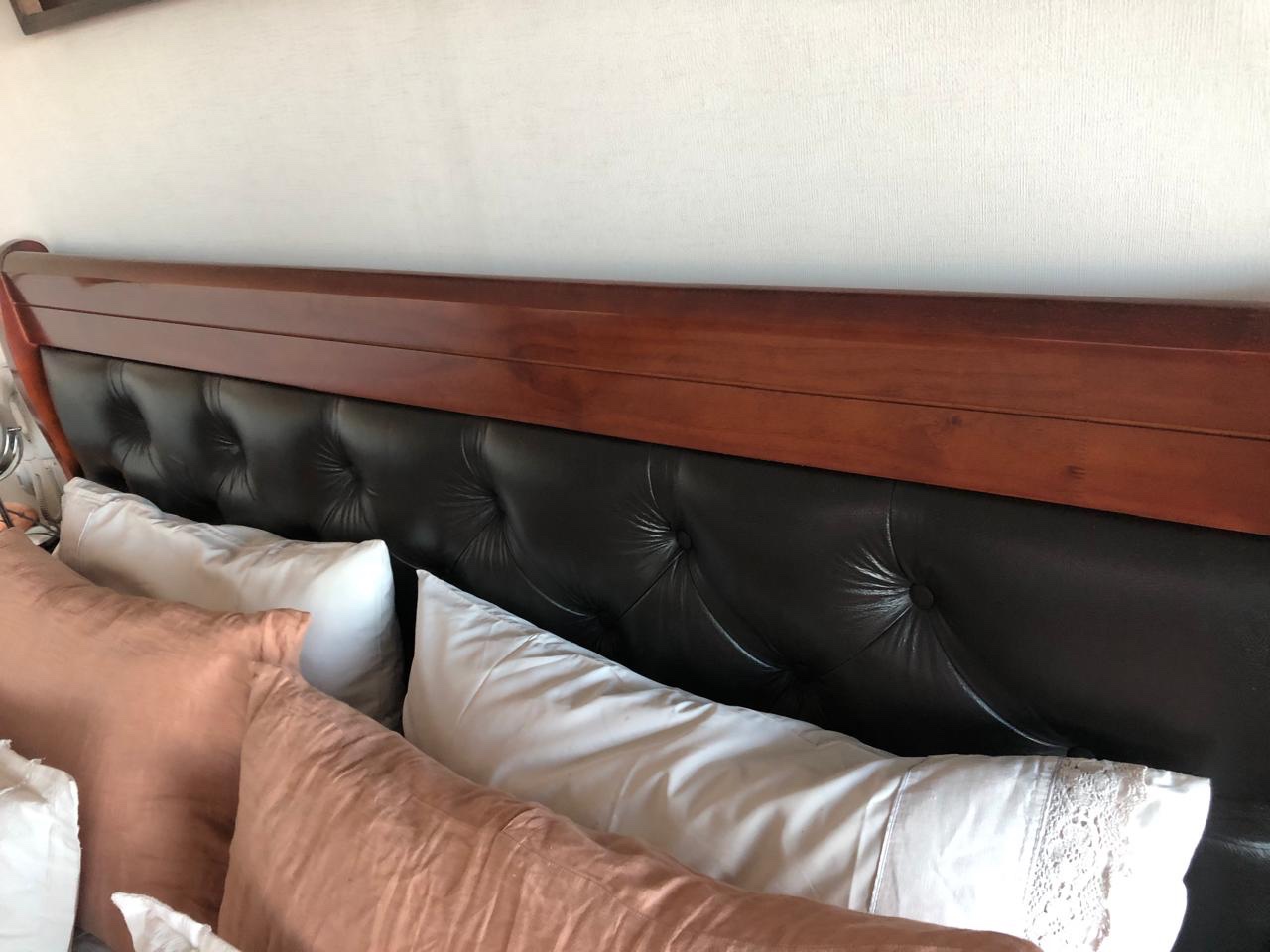 Cama con veladores - Imagen 7