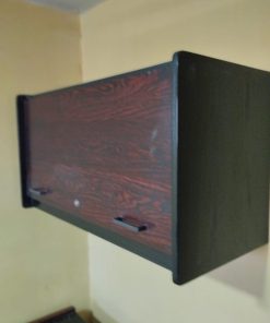 Estante de madera