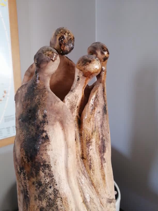 Escultura familia - Imagen 9