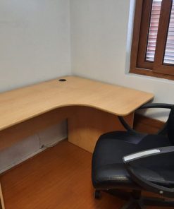 Escritorio con silla