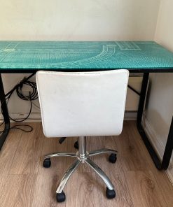 Escritorio con silla