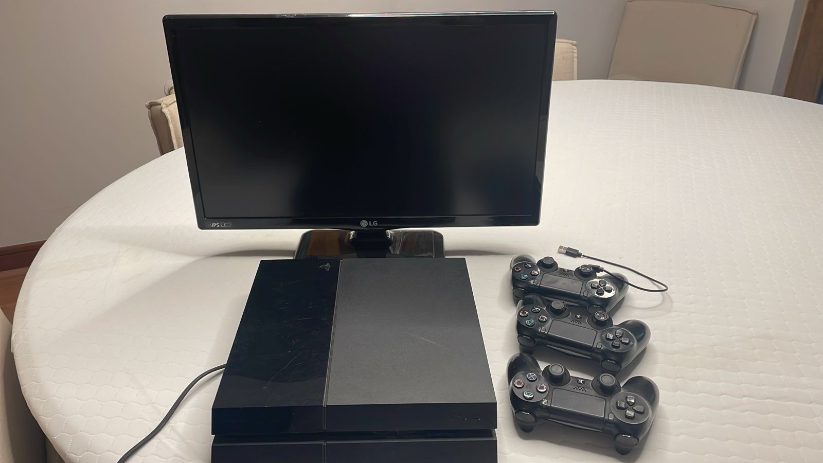 PlayStation 4 con pantalla