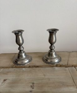 Par de candelabros