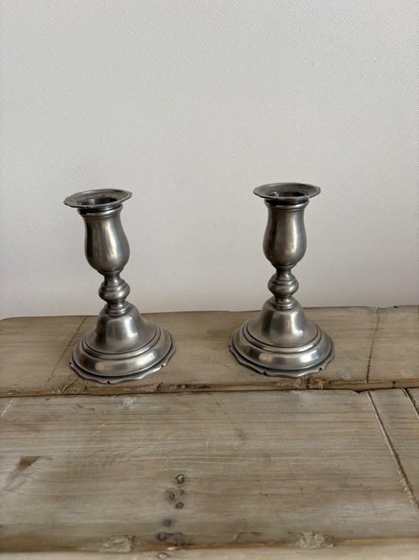 Par de candelabros