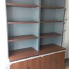Mueble con repisas