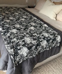 Piecera de lino nueva