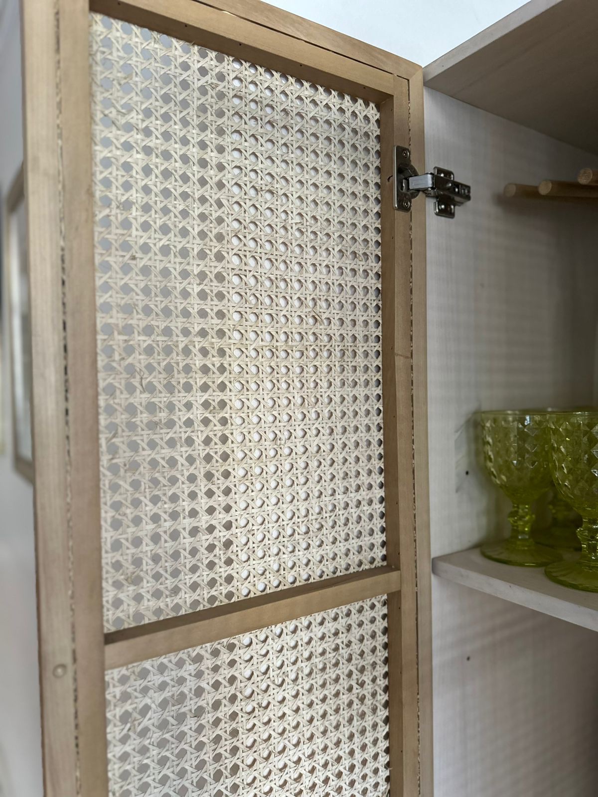 Mueble bar con repisas - Imagen 4