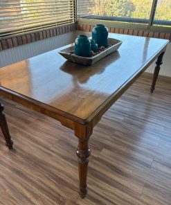 Mesa de comedor Lingue
