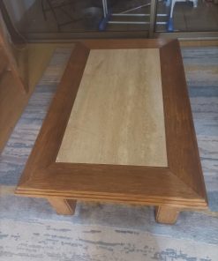 Mesa de centro de pino y marmol