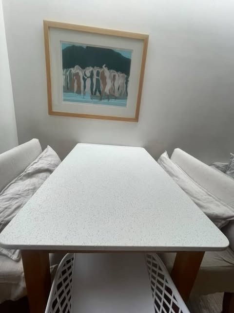 Mesa de comedor de cuarzo - Imagen 4