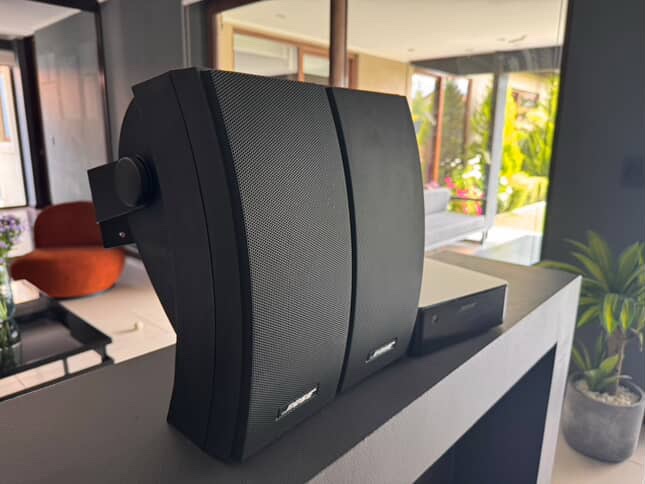 Parlantes Bose 251 Environmental Speakers + Amplificador