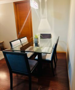 Comedor con 6 sillas