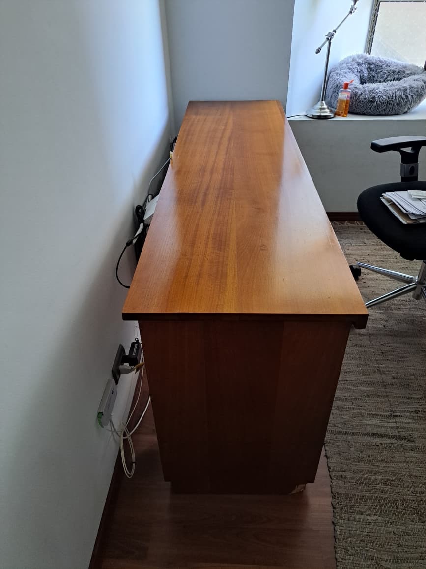 Escritorio de madera - Imagen 4