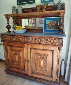 Buffet Roble Tallado