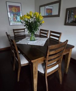 Comedor con 6 sillas Ashley