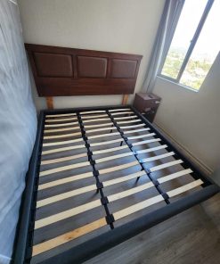 Base de cama King con respaldo y veladores