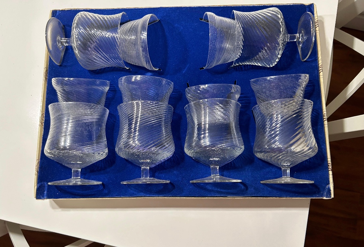 Juego de vasos de cristal