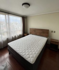 Cama + Respaldo + 2 veladores
