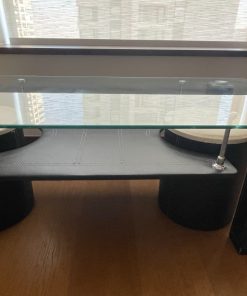 Mesa de centro con 2 pouff