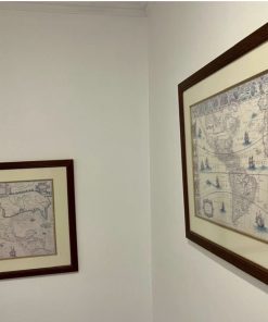 Par de cuadros cartográficos