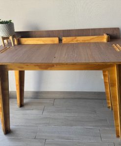 Escritorio de madera