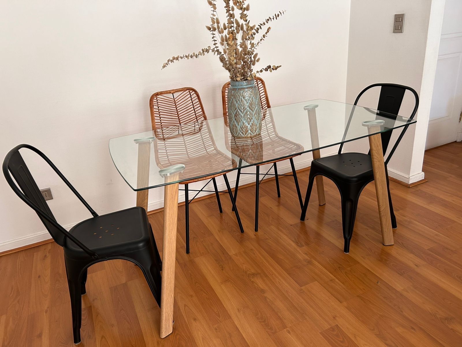 Mesa de Comedor vidrio 6 personas(SIN SILLAS) - Imagen 5